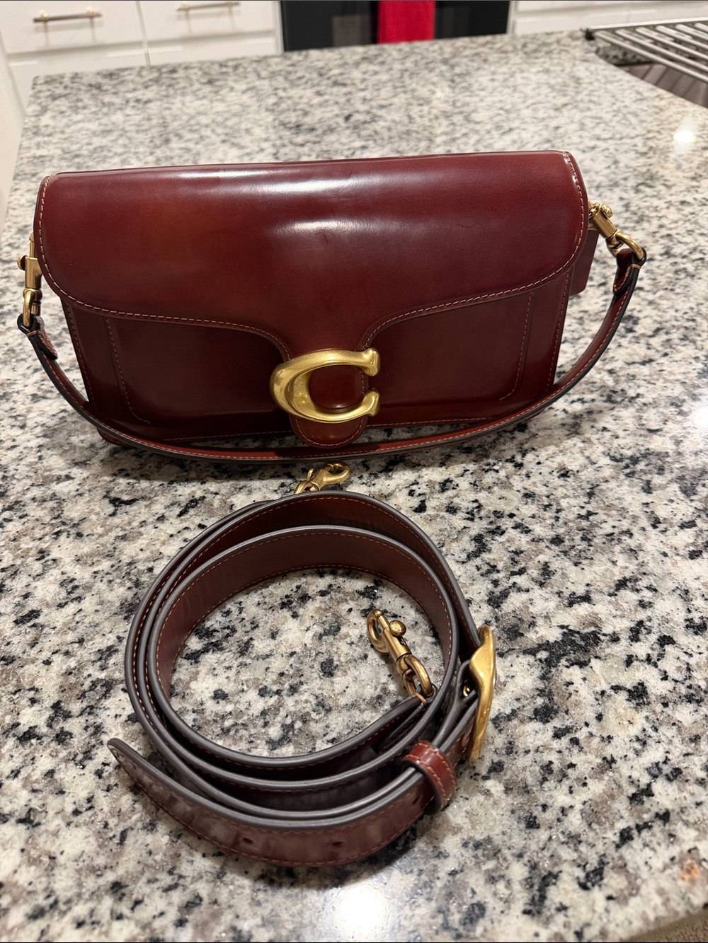 Coach Tabby 26 - Shiny Brown Leather - Picture 7 of 9